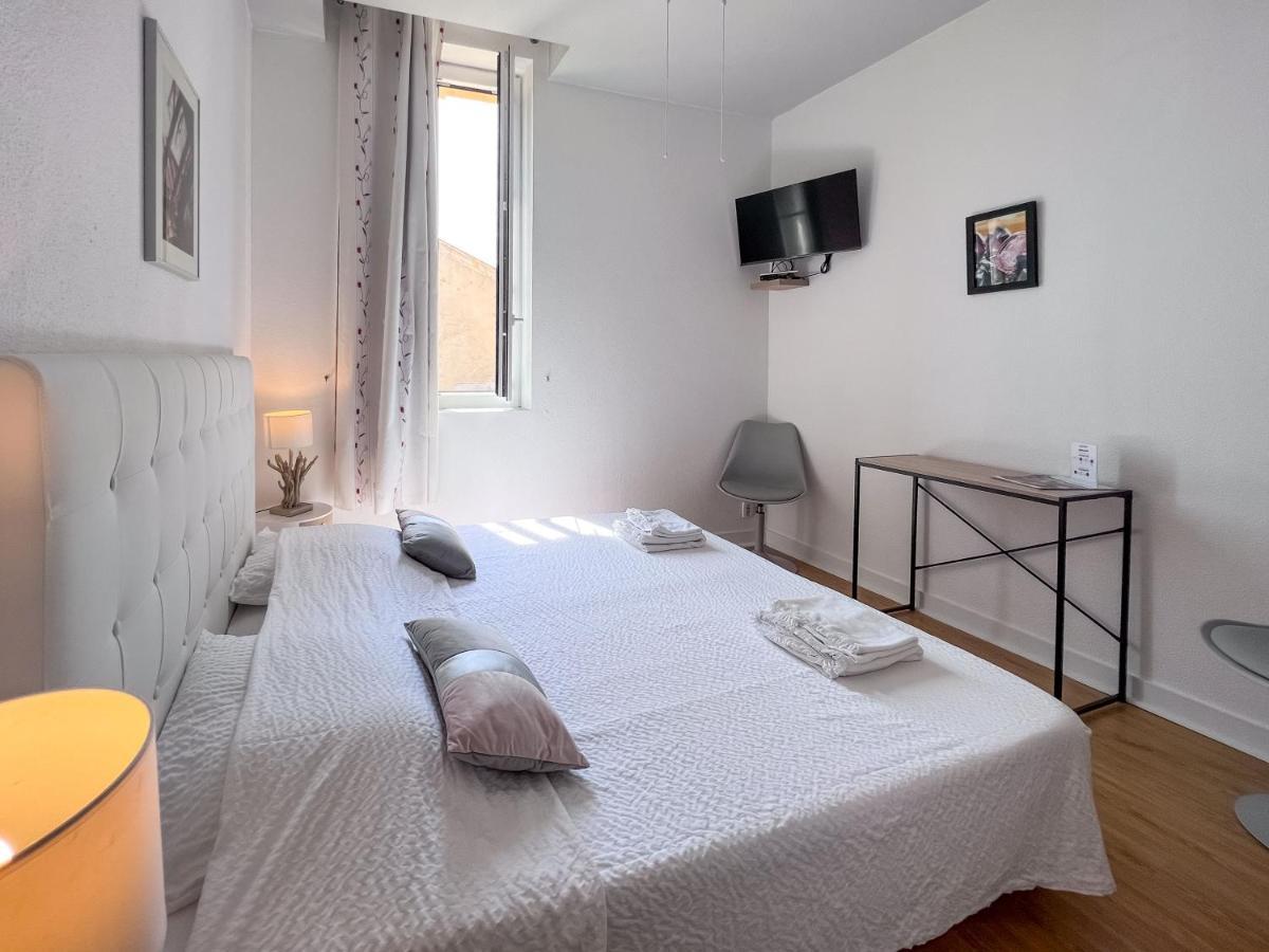 Le B Bed and Breakfast Belvès Eksteriør billede