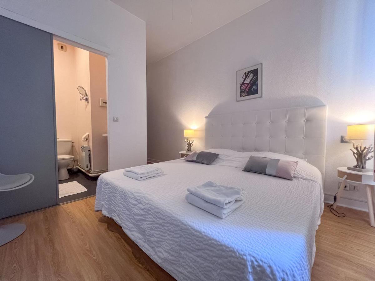 Le B Bed and Breakfast Belvès Eksteriør billede